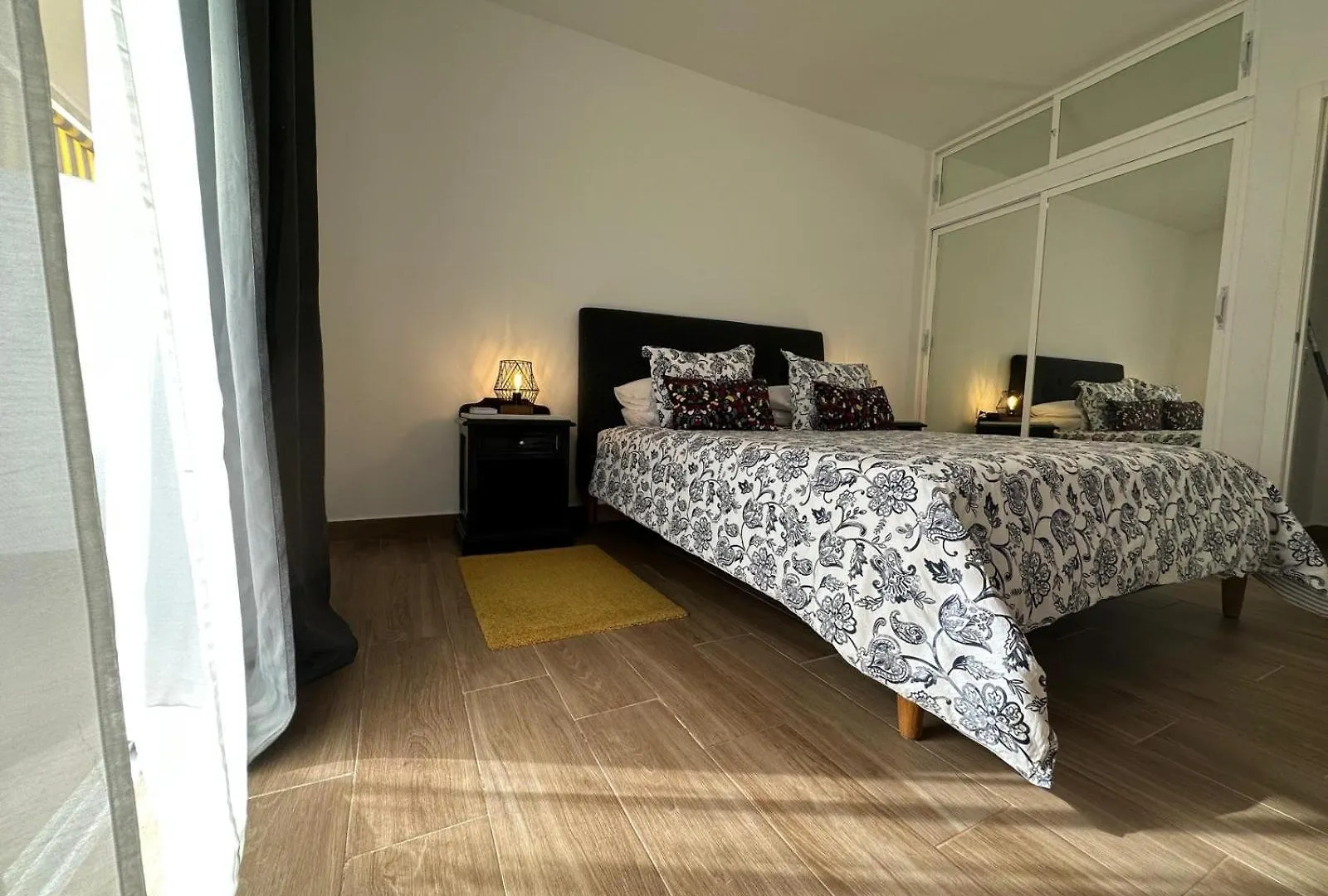אדחה Paraiso Marina Palace ספרד
